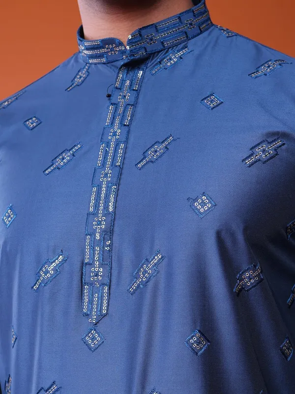 Tabard_Men_Printed_Ethnic_Dress_Kurta_(Blue)