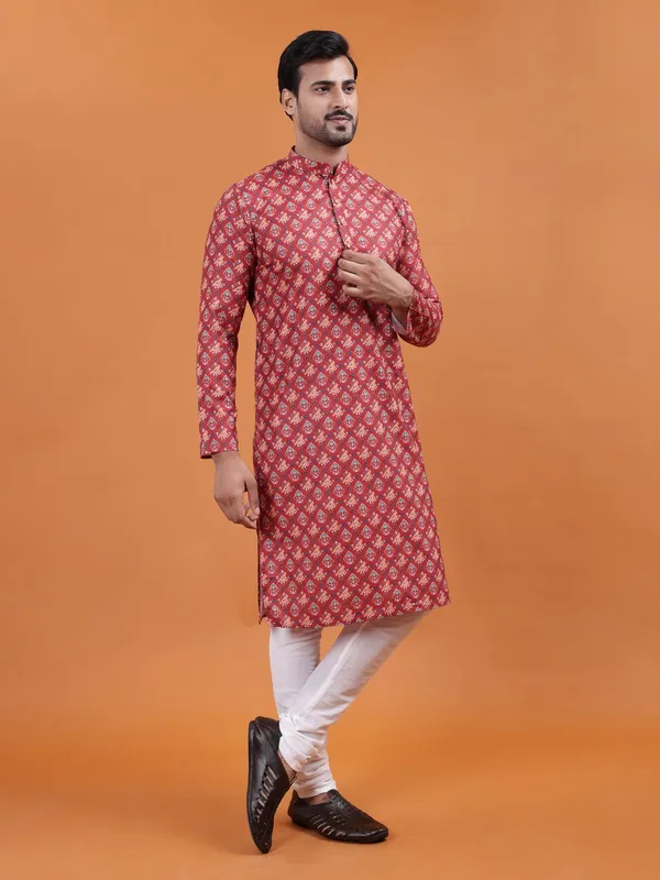 Tabard_Men_Printed_Straight_Kurta_(Red)