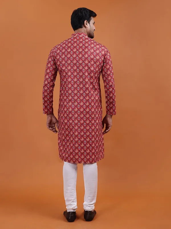 Tabard_Men_Printed_Straight_Kurta_(Red)