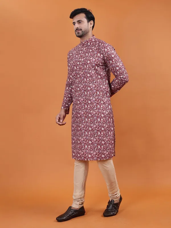 Tabard_Men_Printed_Straight_Kurta_(Maroon)