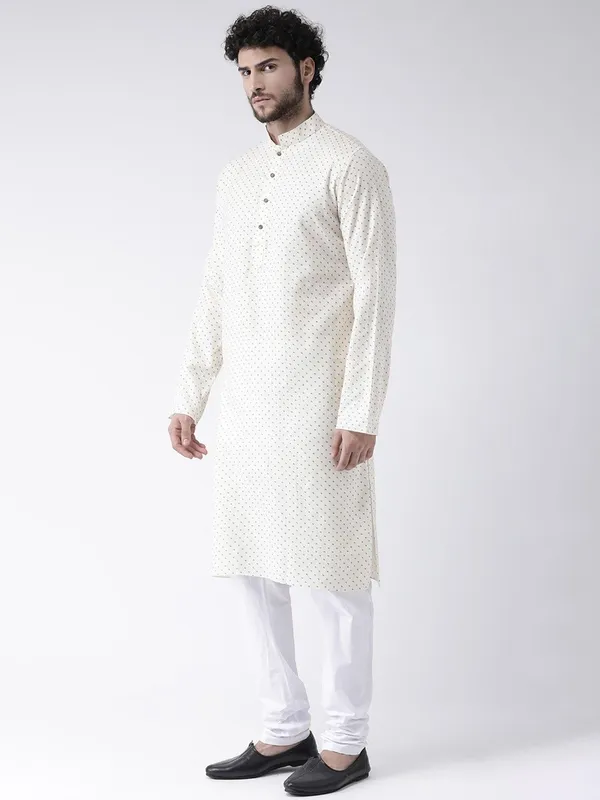Tabard_Men_Kurta_Churidar_Set