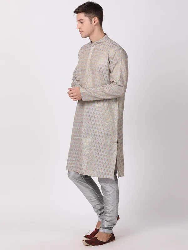 Tabard_Men_Kurta_Churidar_Set