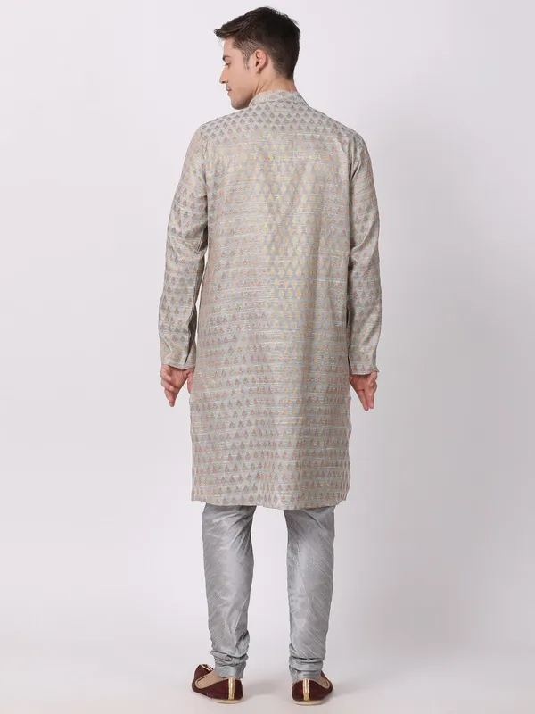 Tabard_Men_Kurta_Churidar_Set