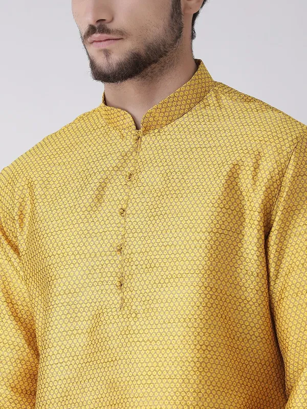 Tabard_Men_Kurta_Churidar_Set