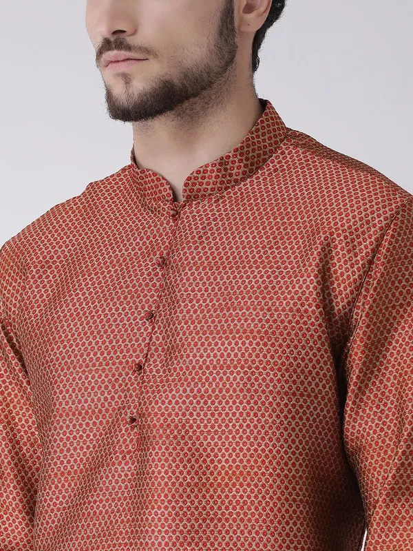 Tabard_Men_Kurta_Churidar_Set
