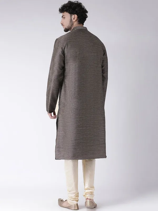 Tabard_Men_Kurta_Churidar_Set