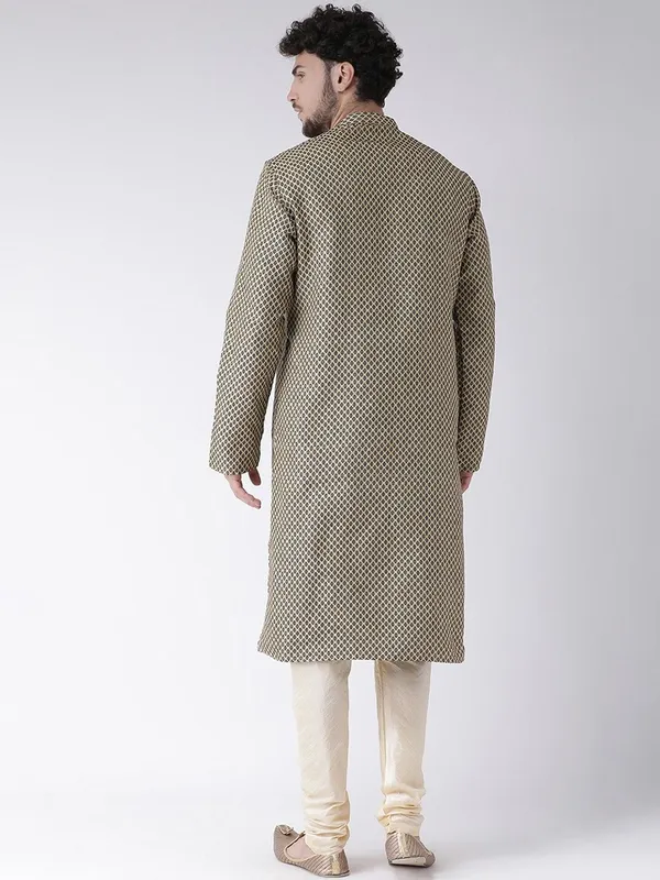 Tabard_Men_Kurta_Churidar_Set