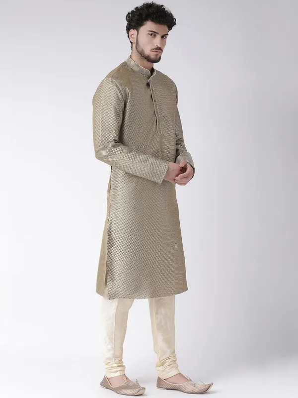 Tabard_Men_Kurta_Churidar_Set
