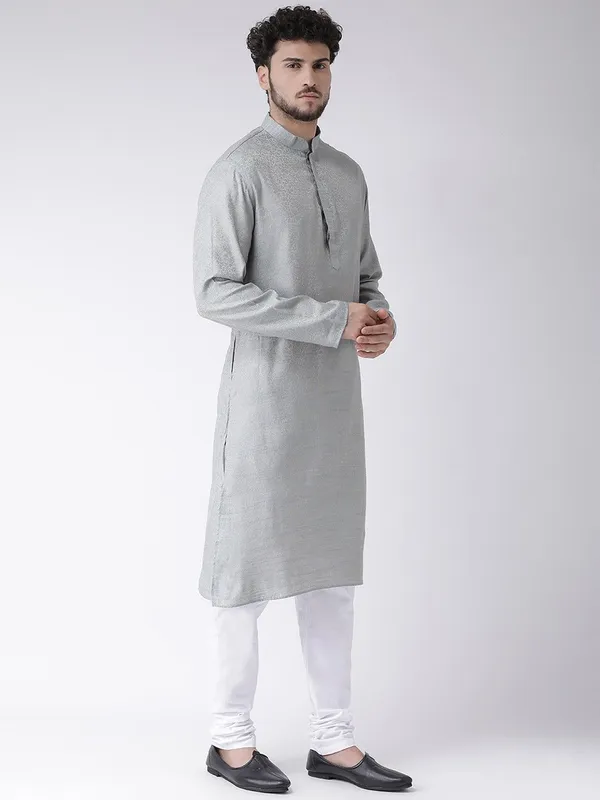 Tabard_Men_Kurta_Churidar_Set