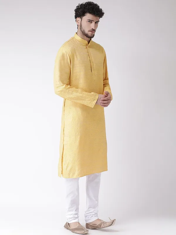 Tabard_Men_Kurta_Churidar_Set