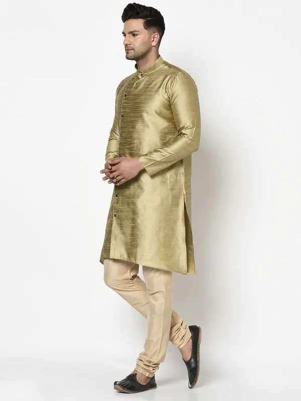 Tabard_Men_Kurta_Churidar_Set