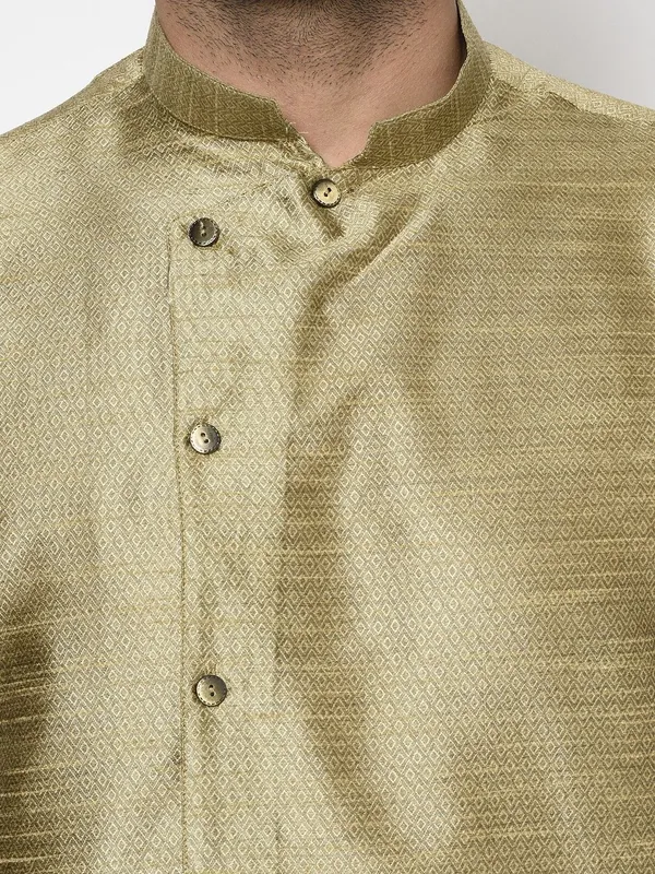 Tabard_Men_Kurta_Churidar_Set