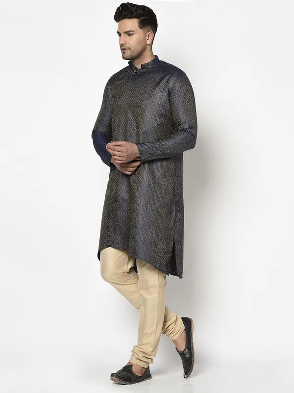 Tabard_Men_Kurta_Churidar_Set