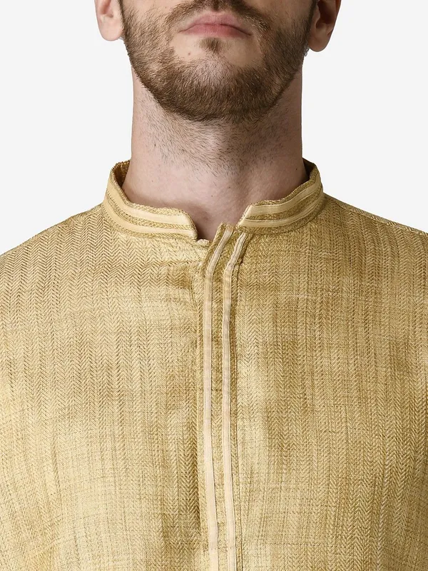 Tabard_Men_Kurta_Churidar_Set