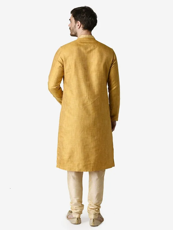 Tabard_Men_Kurta_Churidar_Set