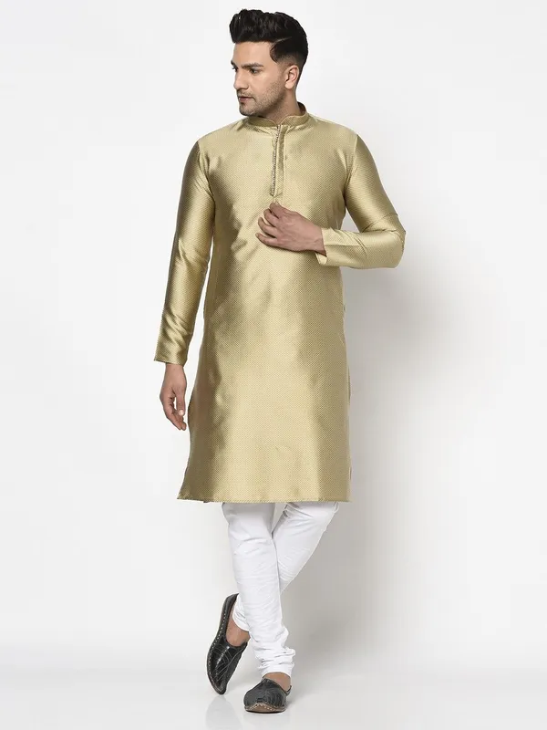 Tabard_Men_Kurta_Churidar_Set