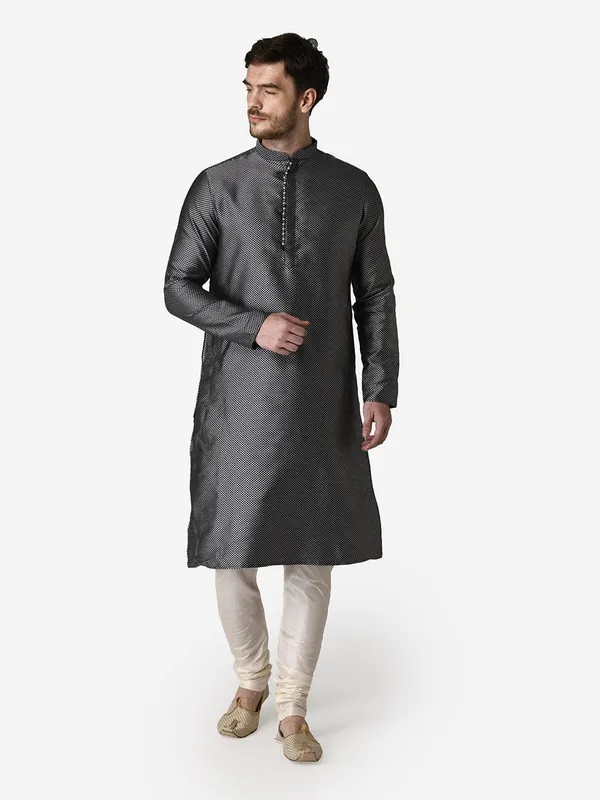 Tabard_Men_Kurta_Churidar_Set
