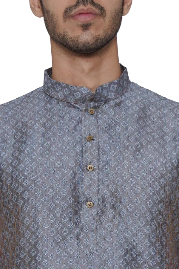 Tabard_Men_Kurta_Churidar_Set