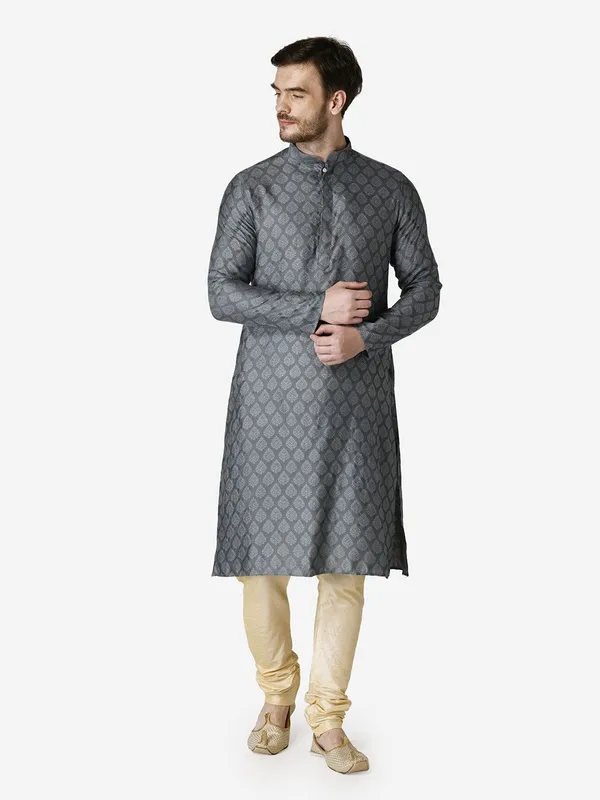 Tabard_Men_Kurta_Churidar_Set