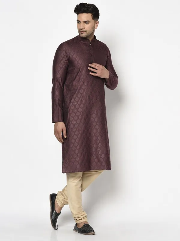 Tabard_Men_Kurta_Churidar_Set