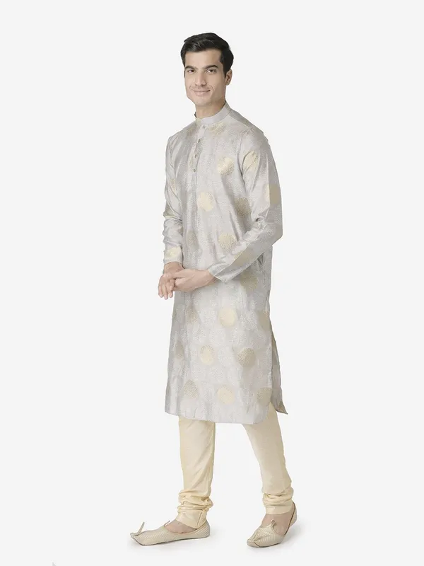 Tabard_Men_Kurta_Churidar_Set