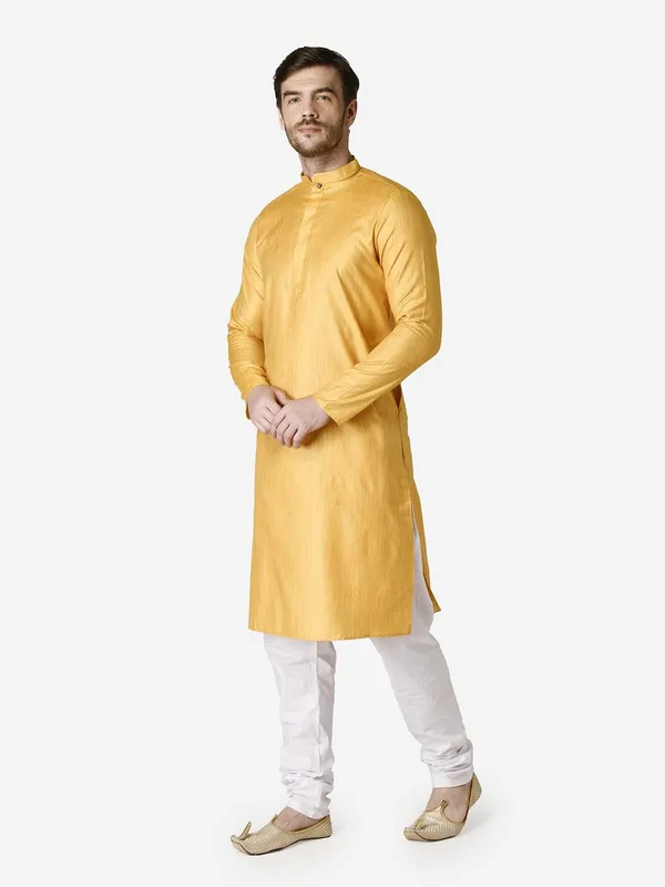 Tabard_Men_Kurta_Churidar_Set