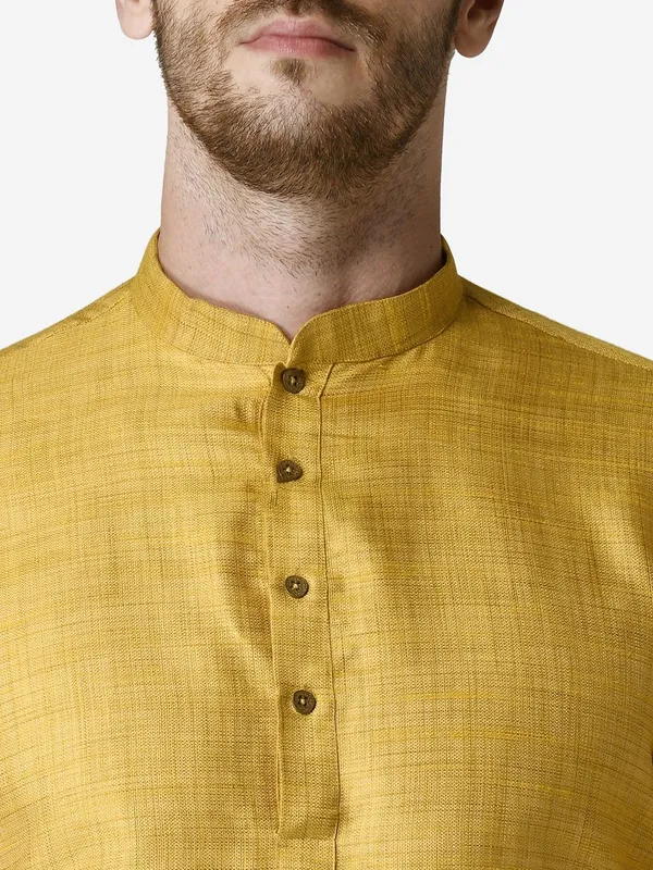 Tabard_Men_Kurta_Churidar_Set