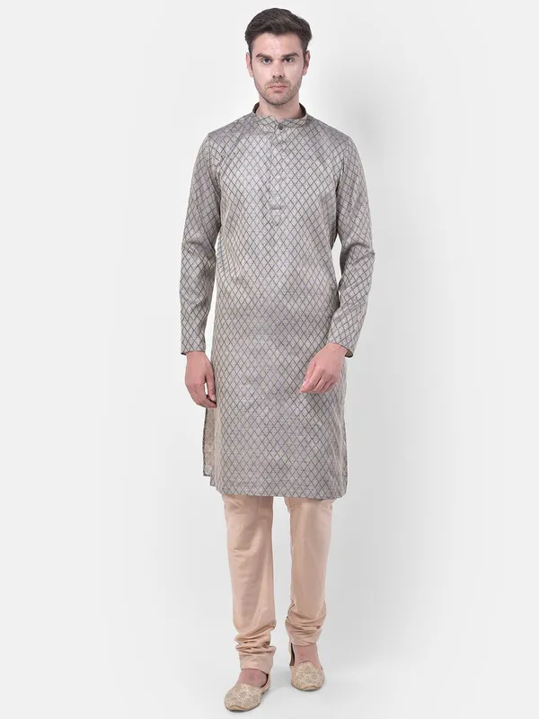 Tabard_Men_Kurta_Churidar_Set
