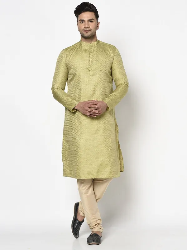Tabard_Men_Kurta_Churidar_Set