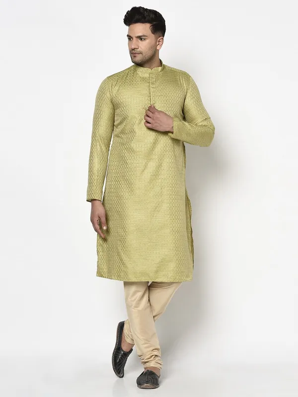 Tabard_Men_Kurta_Churidar_Set