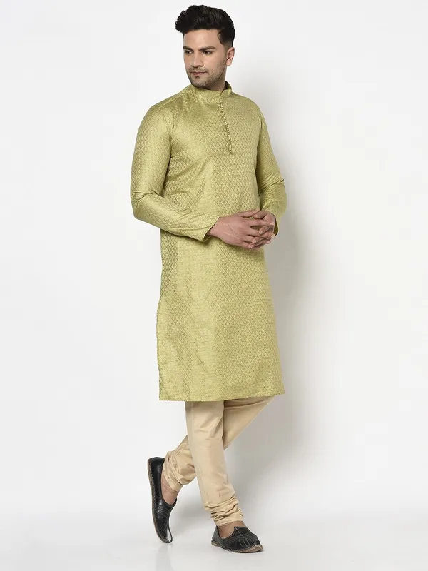 Tabard_Men_Kurta_Churidar_Set