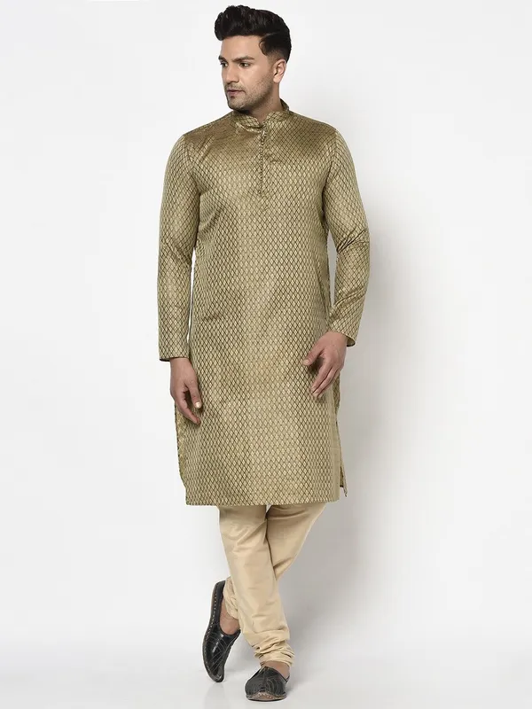 Tabard_Men_Kurta_Churidar_Set
