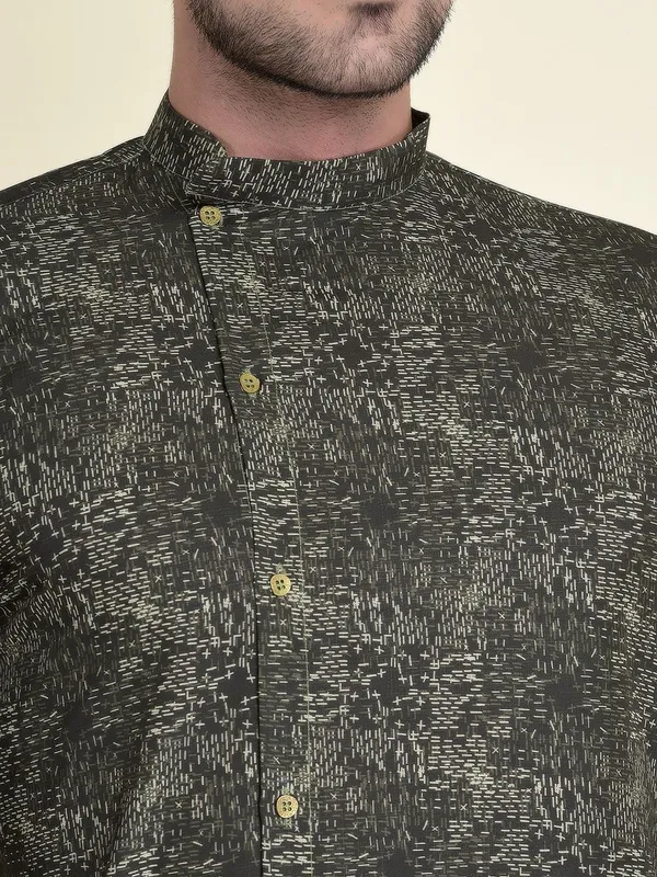 Tabard_Men_Kurta_Churidar_Set