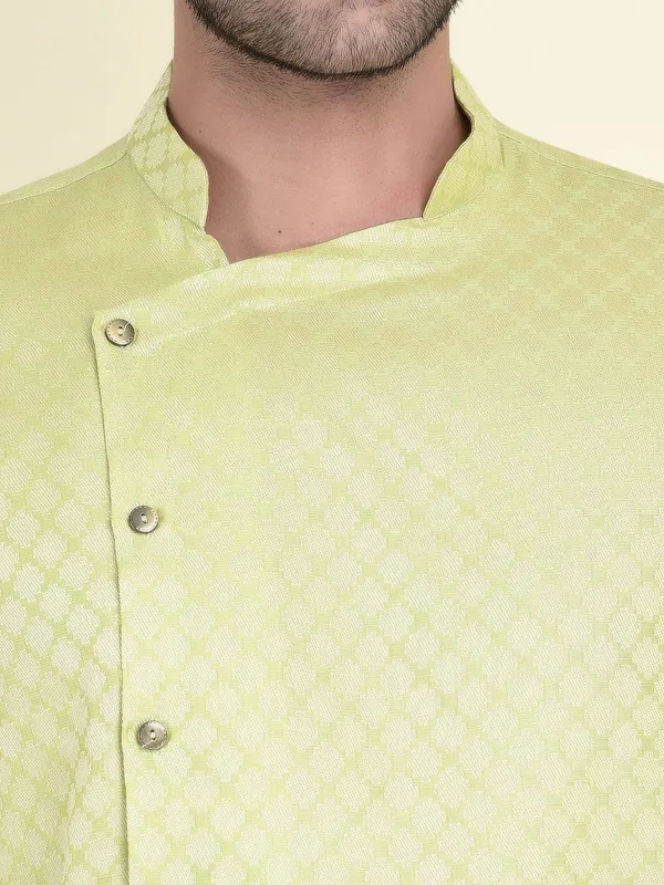 Tabard_Men_Kurta_Churidar_Set