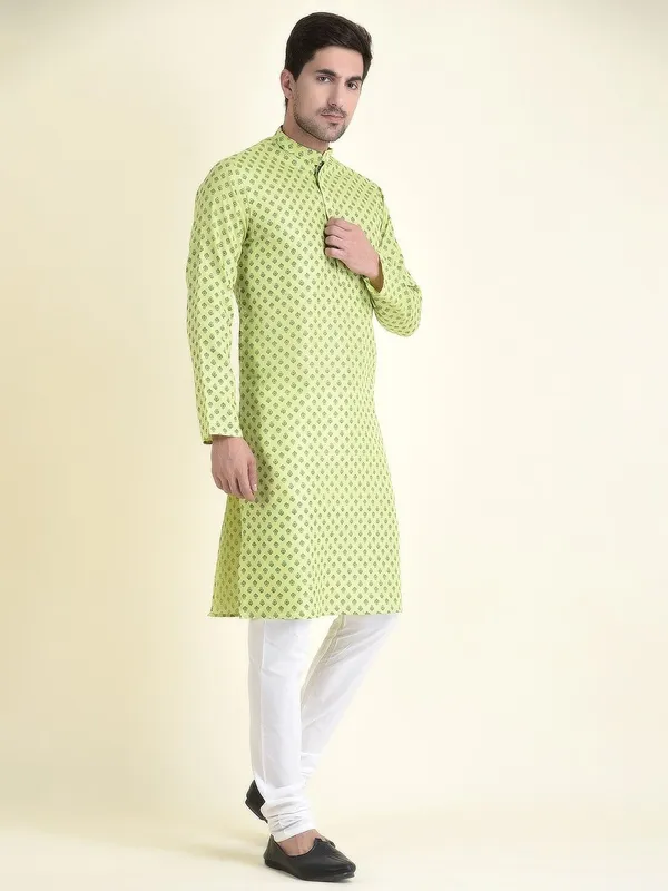 Tabard_Men_Kurta_Churidar_Set
