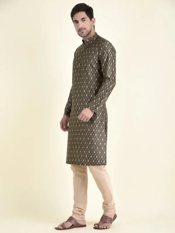 Tabard_Men_Kurta_Churidar_Set