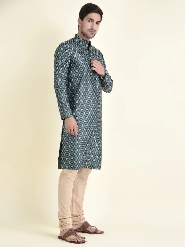 Tabard_Men_Kurta_Churidar_Set
