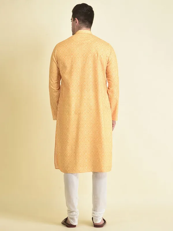Tabard_Men_Kurta_Churidar_Set