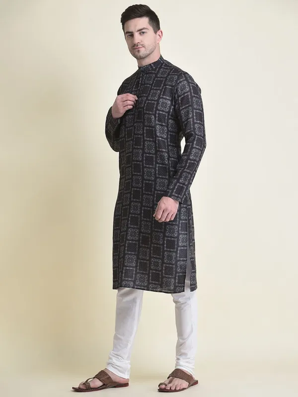 Tabard_Men_Kurta_Churidar_Set