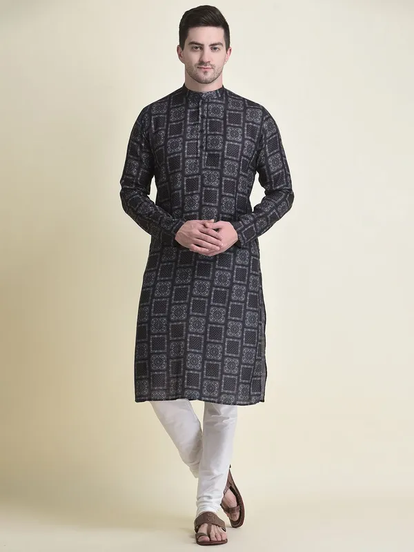 Tabard_Men_Kurta_Churidar_Set
