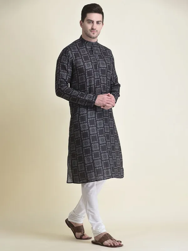 Tabard_Men_Kurta_Churidar_Set