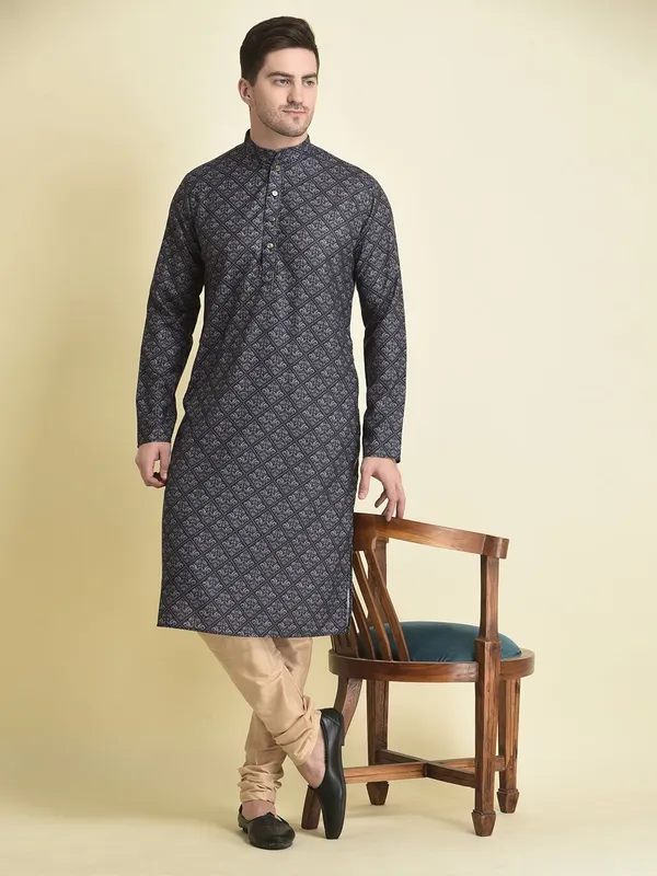 Tabard_Men_Kurta_Churidar_Set