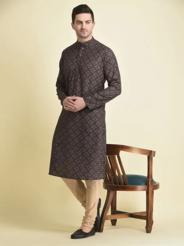 Tabard_Men_Kurta_Churidar_Set