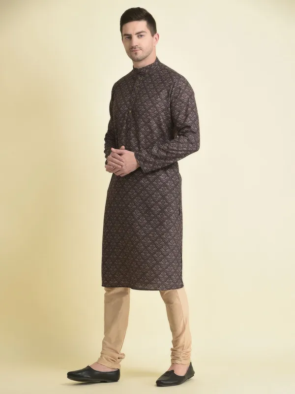 Tabard_Men_Kurta_Churidar_Set