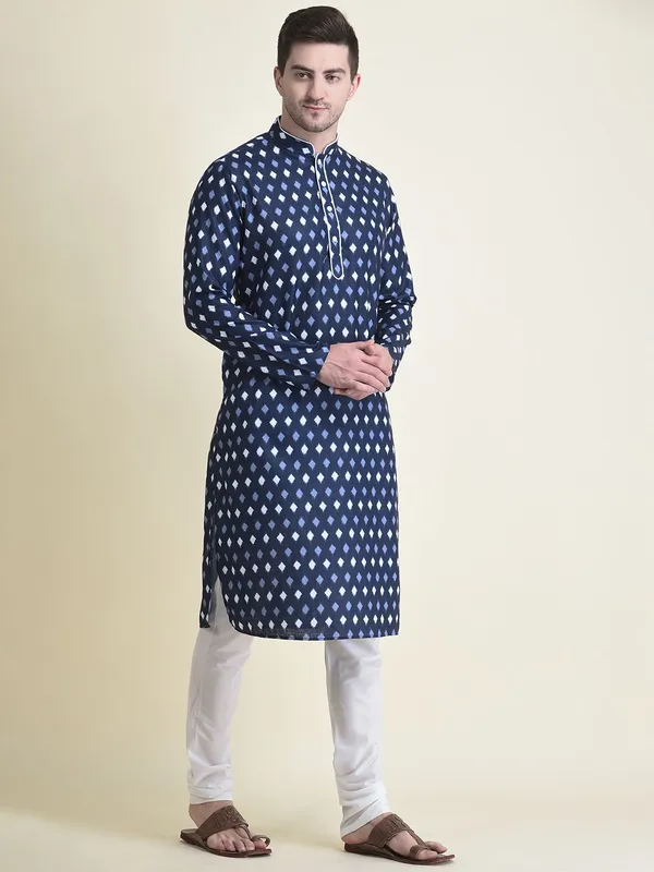 Tabard_Men_Kurta_Churidar_Set