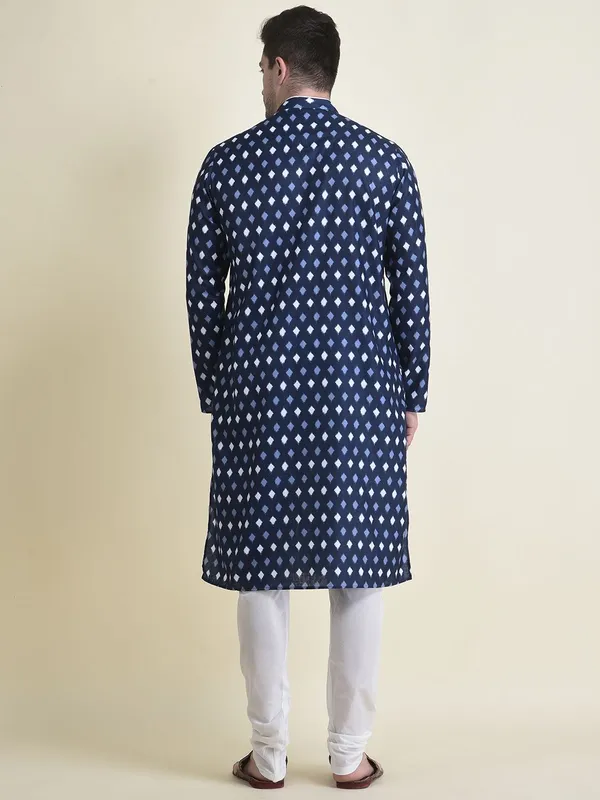 Tabard_Men_Kurta_Churidar_Set