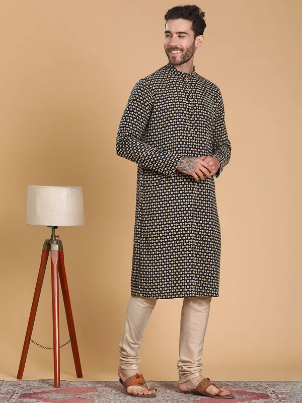 Tabard_Men_Kurta_Churidar_Set