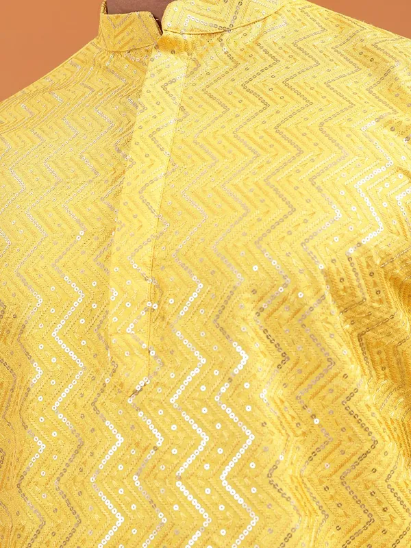 Tabard_Men_Kurta_Pyjama_Set