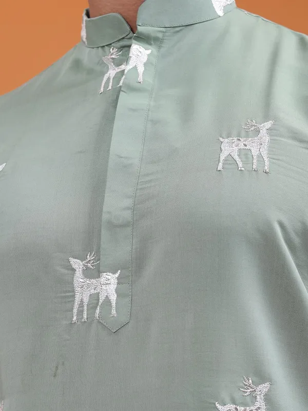 Tabard_Men_Kurta_Pyjama_Set