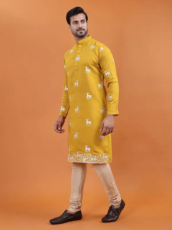 Tabard_Men_Kurta_Pyjama_Set